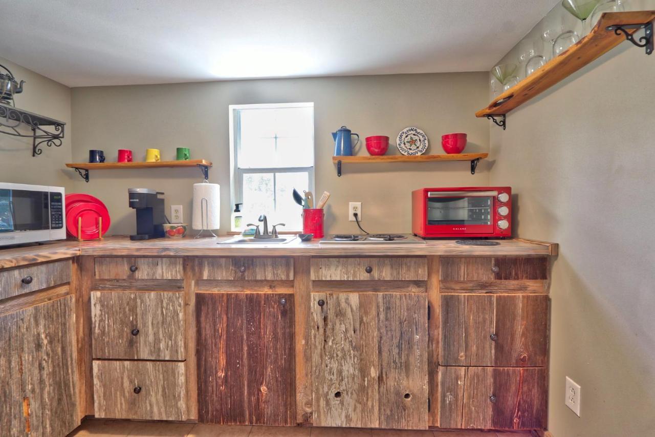 Sunflower Ridge Bungalow Wimberley Zewnętrze zdjęcie